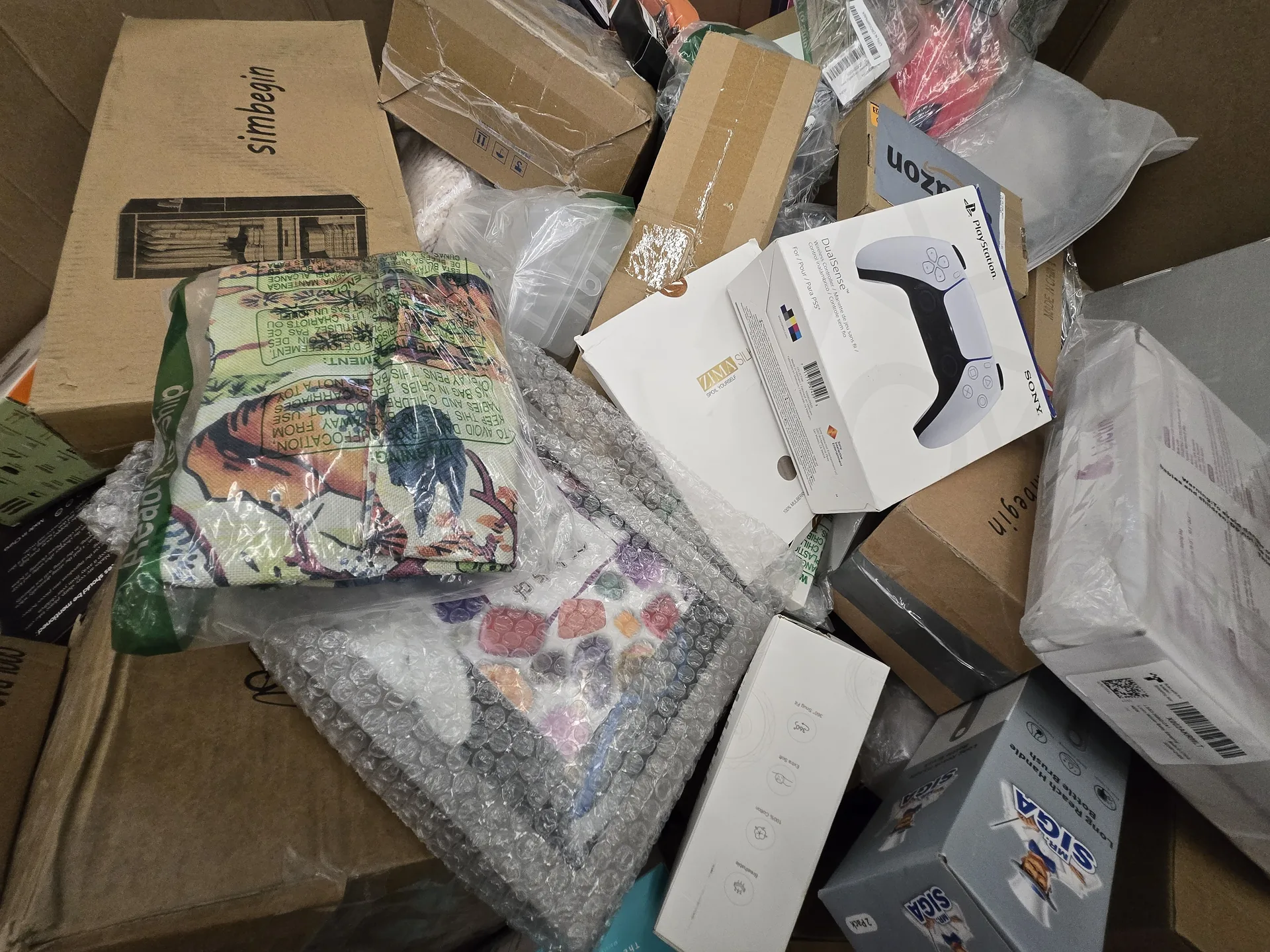 AMZ 6ft HPC LPN — wholesale liquidation pallet photo
