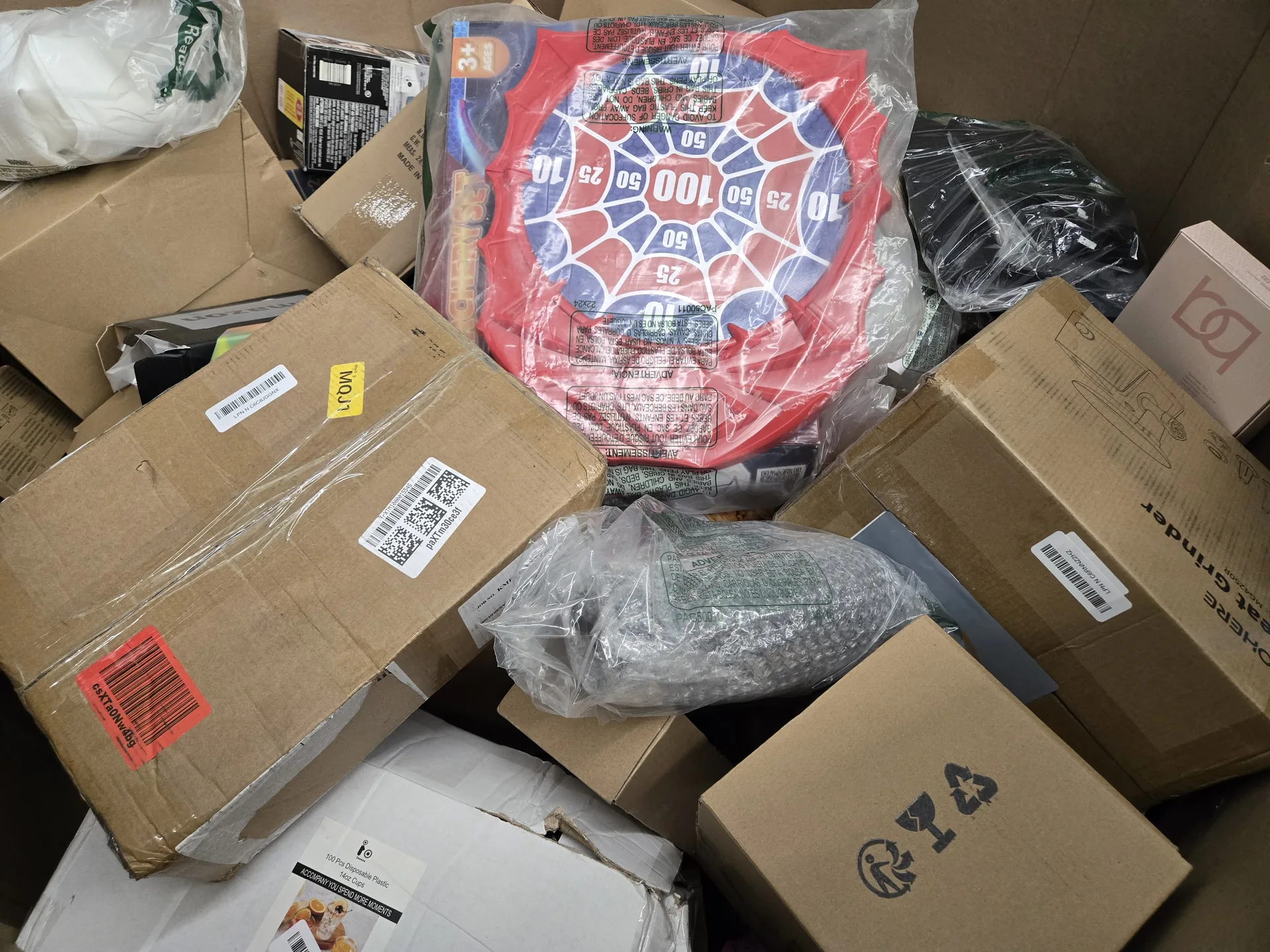 AMZ 6ft HPC LPN — wholesale liquidation pallet photo