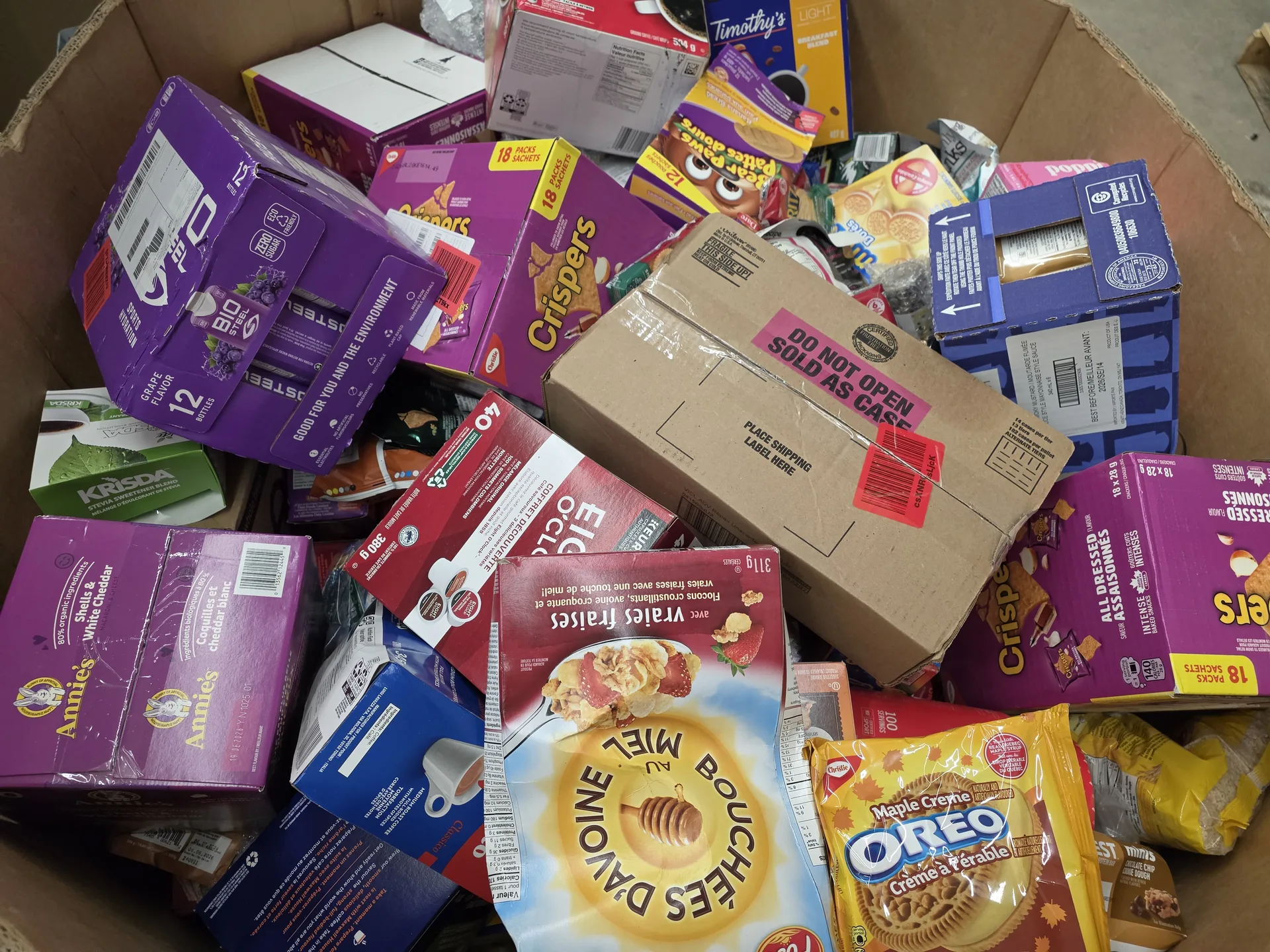 AMZ Mixed Snacks & Grocery — wholesale liquidation pallet photo